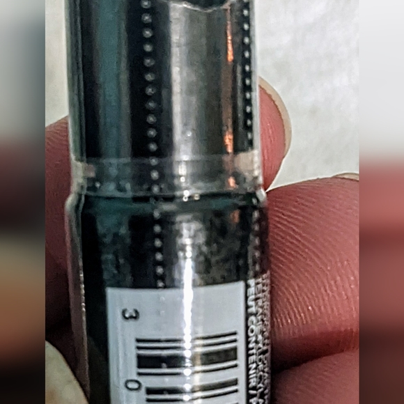 Revlon Color Stay Skin Awaken 5 n 1 Concealer w/ Caffine & Vitamin C #078 - Picture 4 of 4